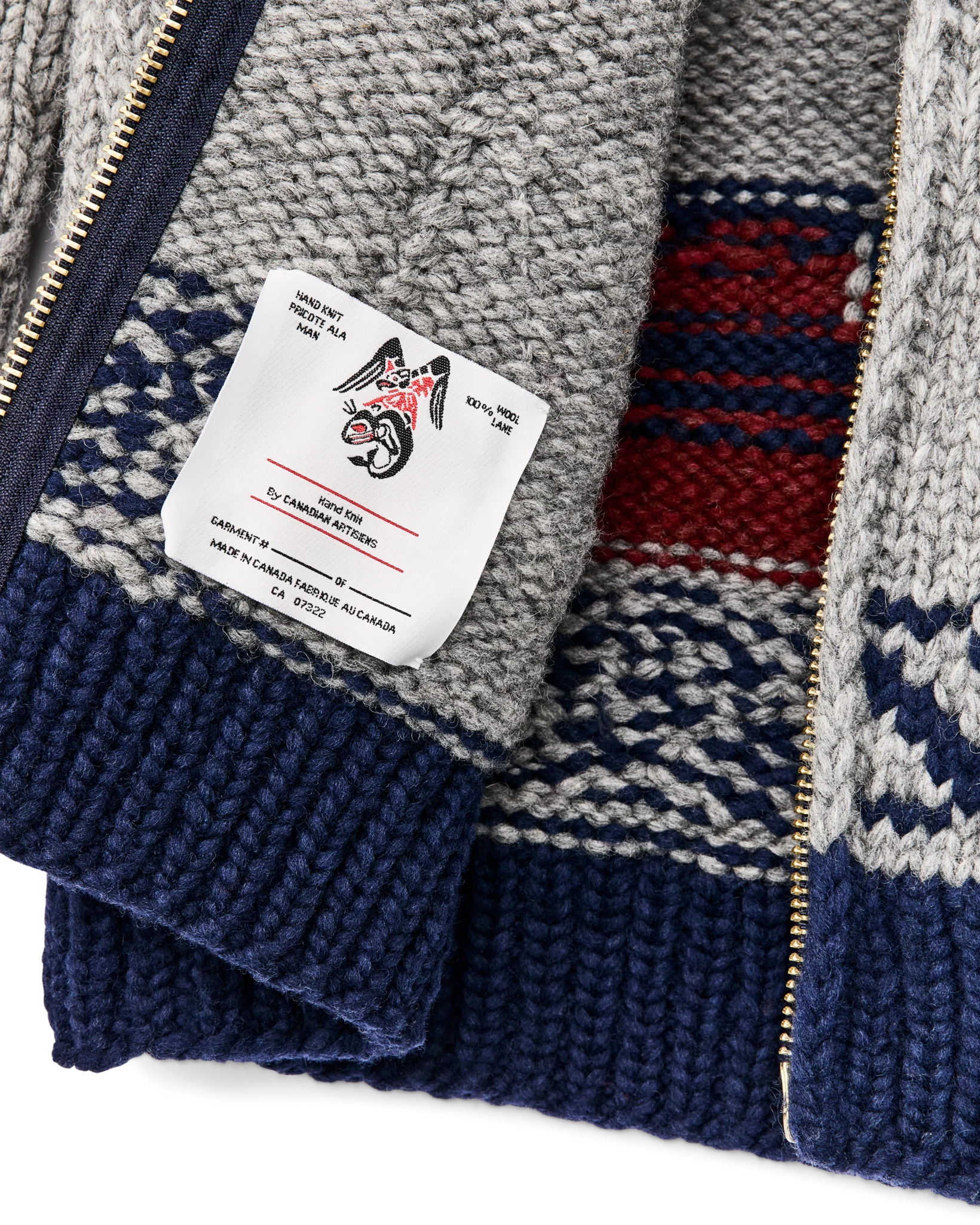 Handgefertigter Reißverschluss-Pullover